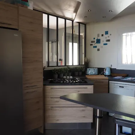 Maison Entierement Climatisee Vue D'exception Et Rade De Avec Piscine 8 Personnes مارسيليا